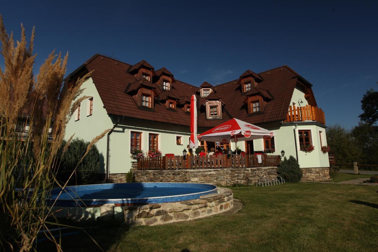 Penzion U Studeneho Potoka Nove Hute Buitenkant foto